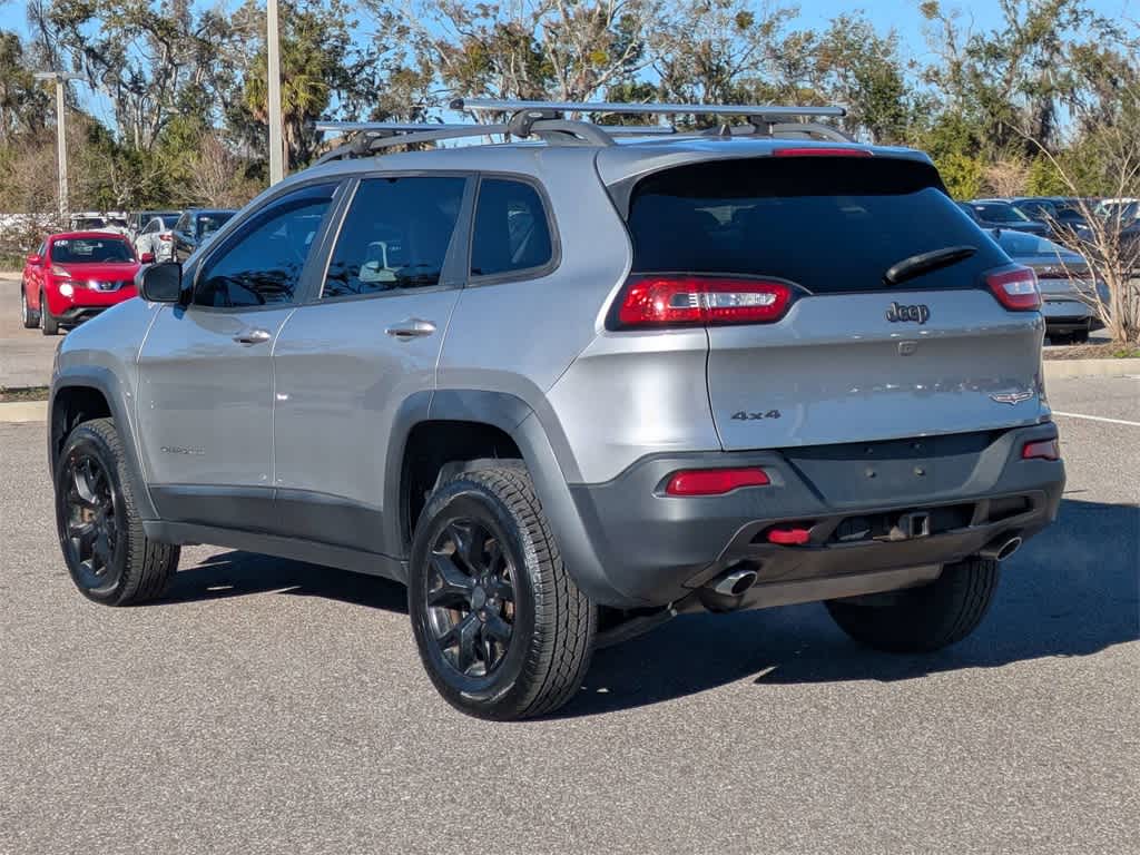 Thumbnail: 2017 Jeep Cherokee - 3