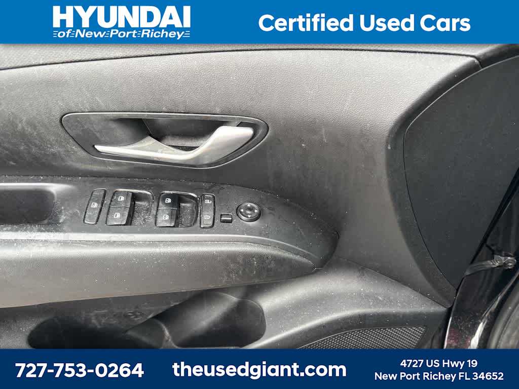 Thumbnail: 2022 Hyundai Tucson - 9