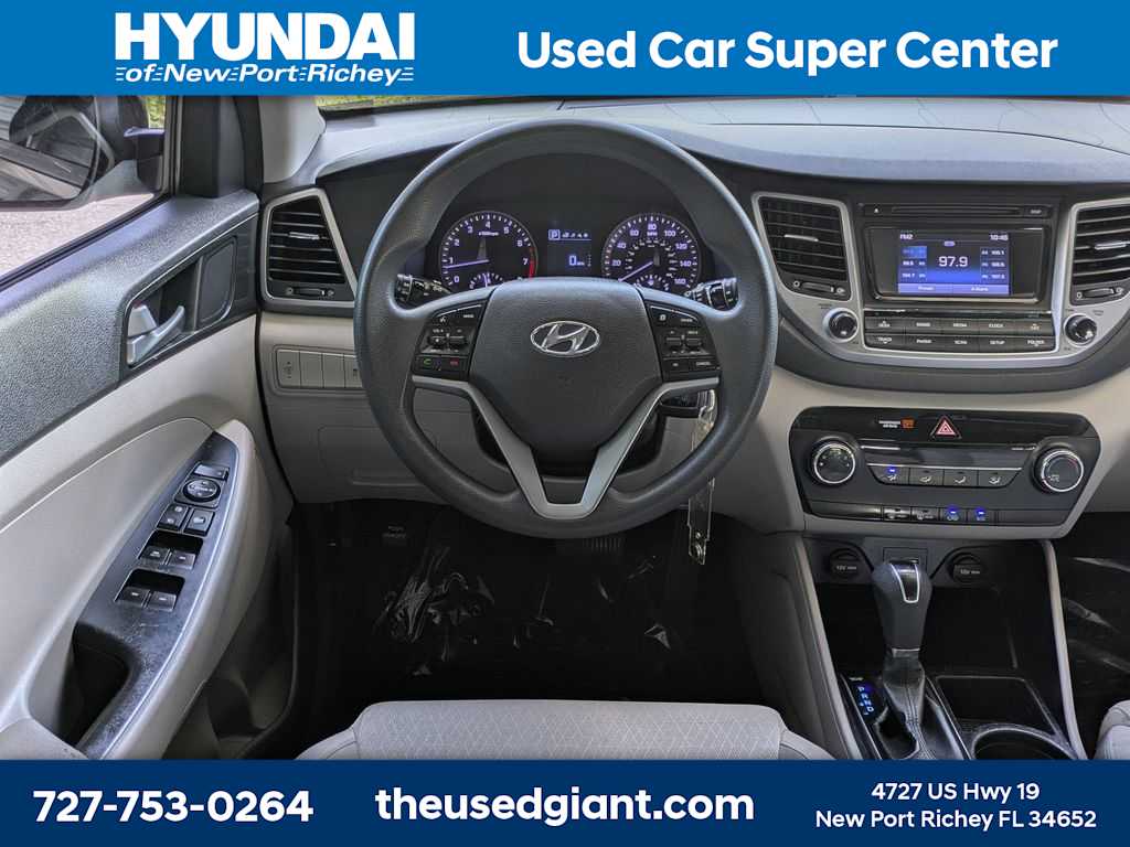 Thumbnail: 2016 Hyundai Tucson - 16