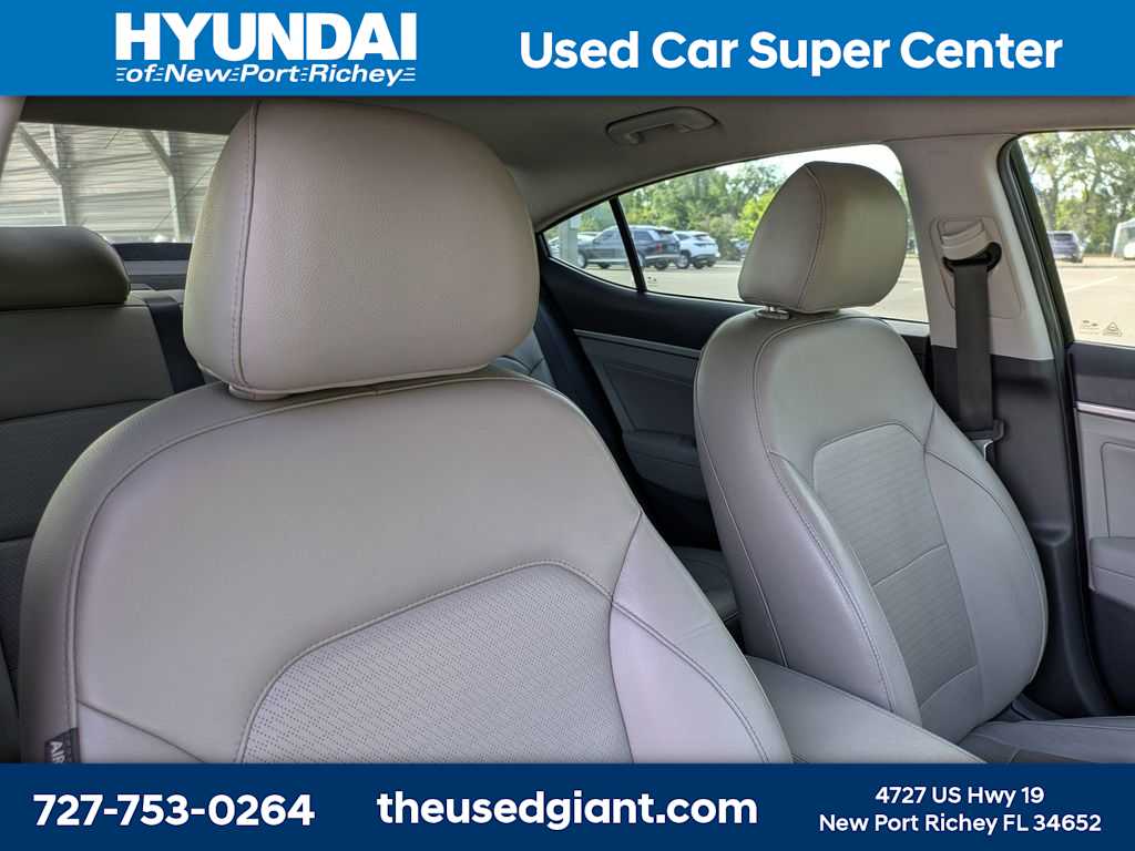 Thumbnail: 2020 Hyundai Elantra - 6