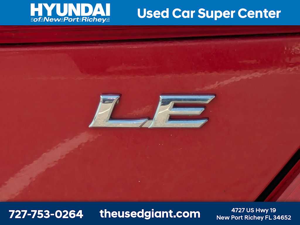 Thumbnail: 2012 Toyota Camry - 12