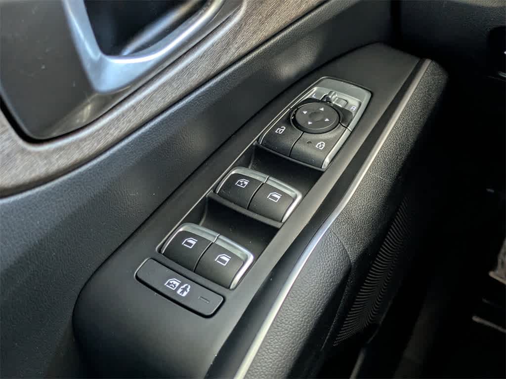 Thumbnail: 2023 Kia Sorento - 36