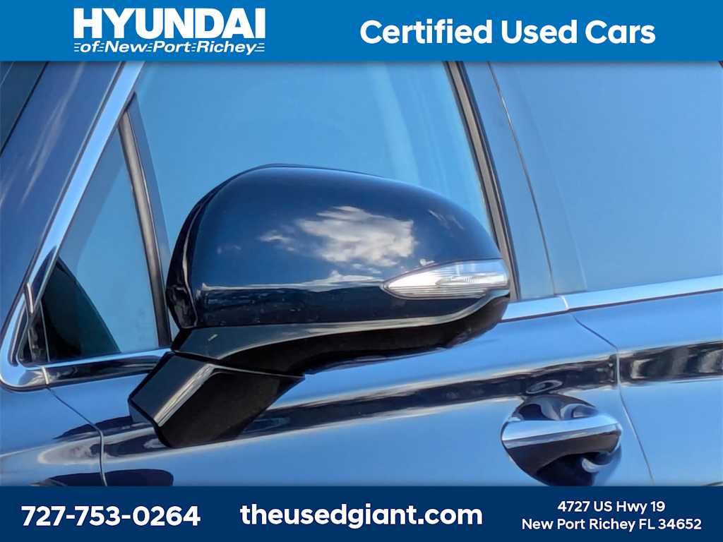 Thumbnail: 2019 Hyundai Santa Fe - 11