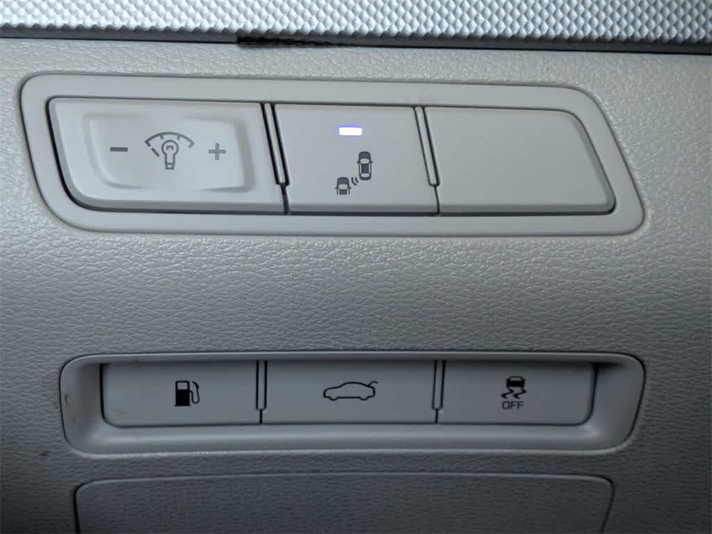 Thumbnail: 2018 Hyundai Sonata - 25