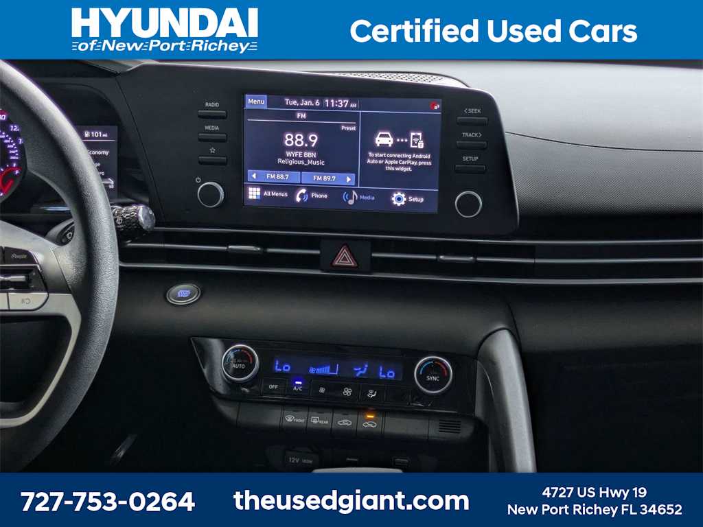 Thumbnail: 2023 Hyundai Elantra - 17