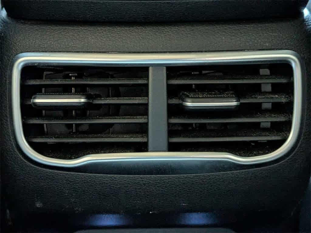 Thumbnail: 2022 Hyundai Santa Fe - 15