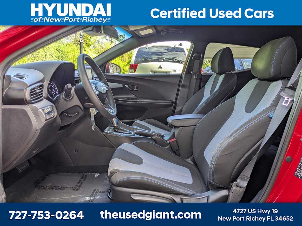 Thumbnail: 2019 Hyundai Veloster - 18