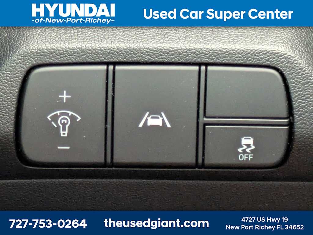 Thumbnail: 2023 Hyundai Elantra - 21