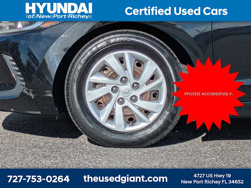 Thumbnail: 2018 Hyundai Elantra - 10
