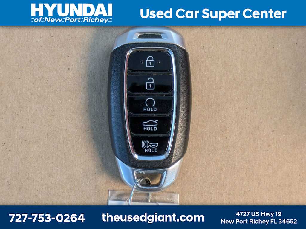 Thumbnail: 2023 Hyundai Elantra - 33