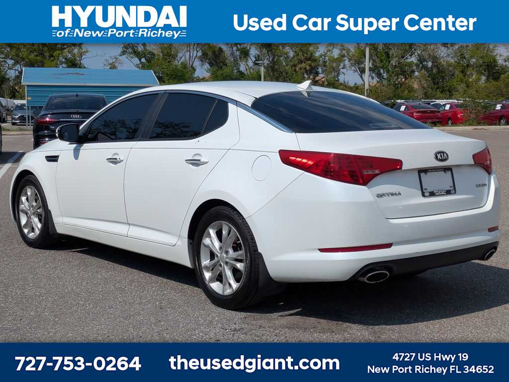 Thumbnail: 2013 Kia Optima - 3