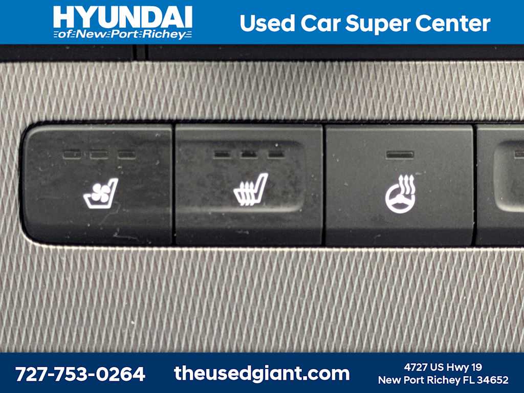 Thumbnail: 2022 Hyundai Palisade - 35