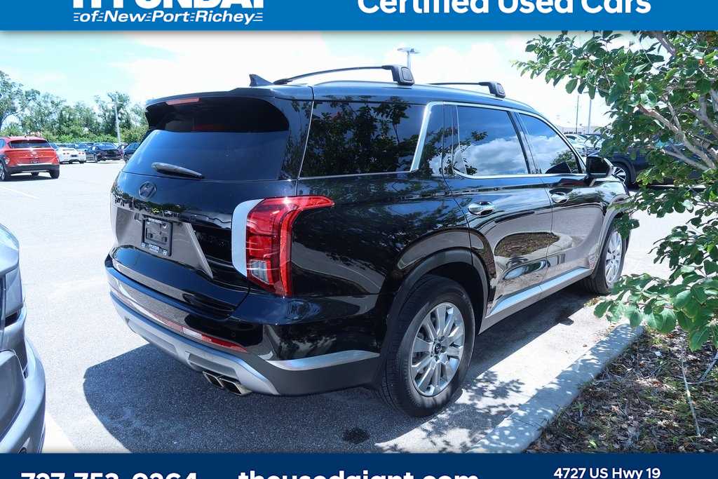 Thumbnail: 2023 Hyundai Palisade - 3
