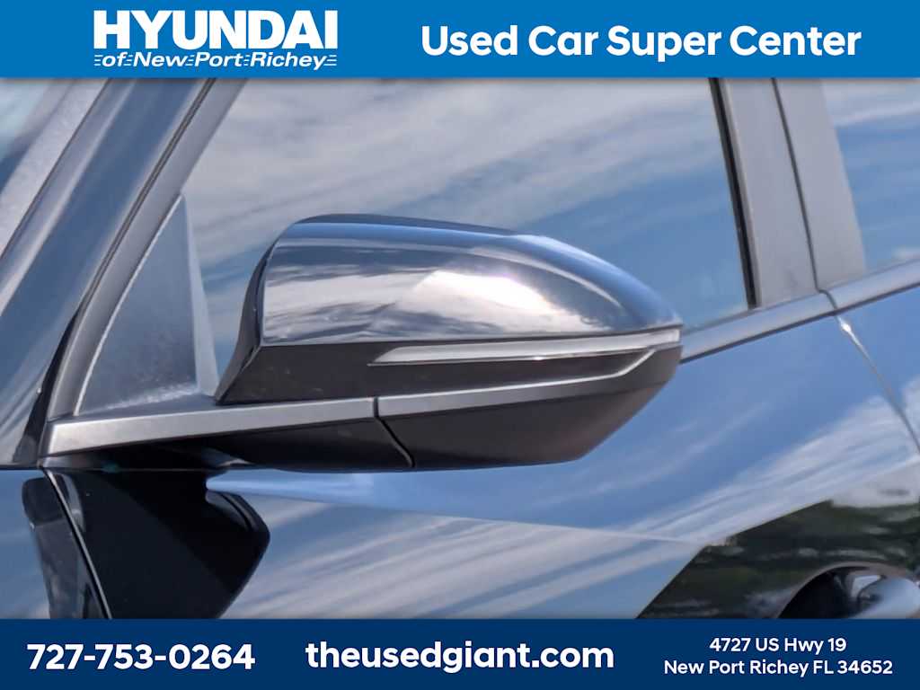Thumbnail: 2023 Hyundai Santa Cruz - 11
