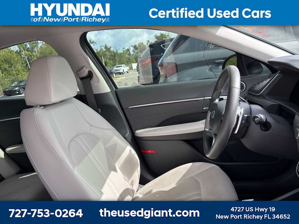 2022 Hyundai Sonata Limited 8