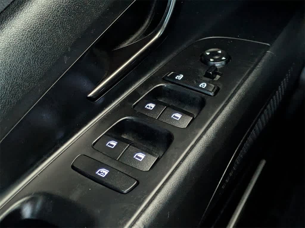 Thumbnail: 2023 Hyundai Elantra - 27