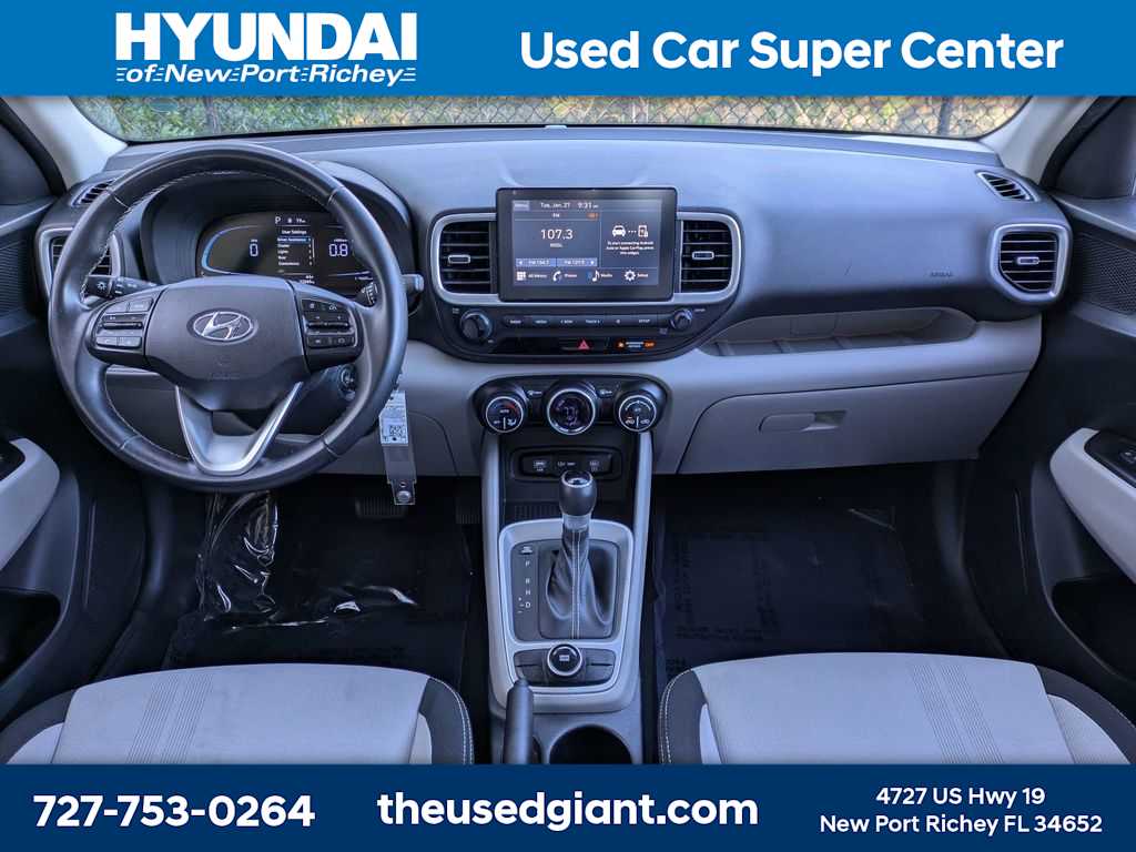 Thumbnail: 2023 Hyundai Venue - 15