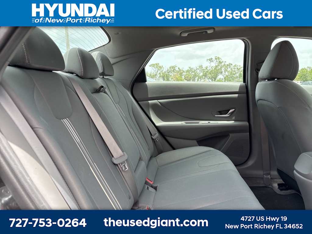 2022 Hyundai Elantra SEL 9