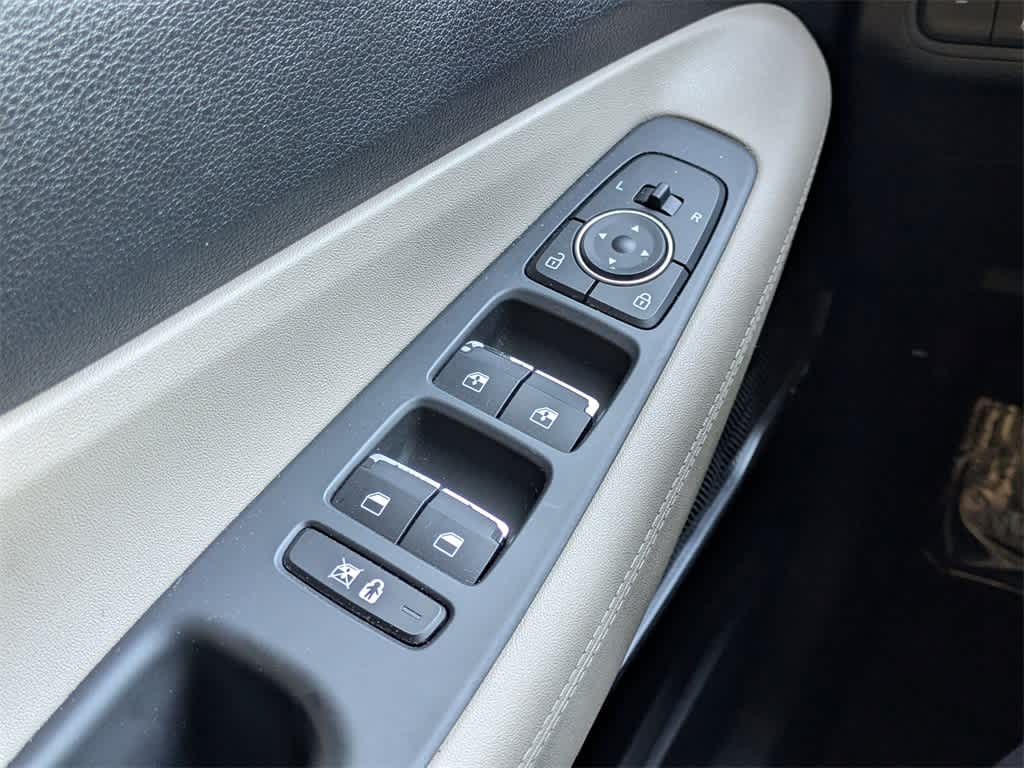 Thumbnail: 2020 Hyundai Santa Fe - 30