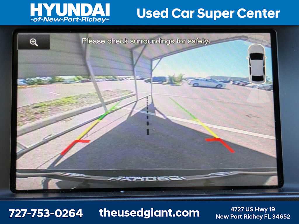 Thumbnail: 2016 Ford Explorer - 28