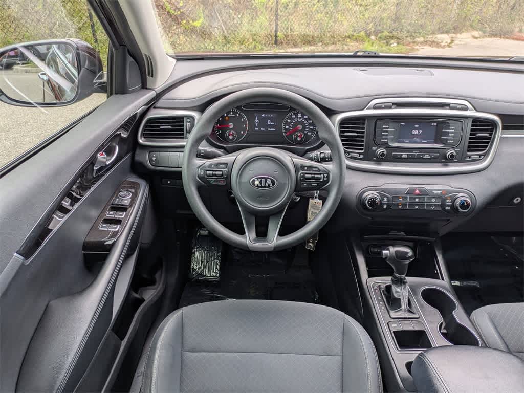 Thumbnail: 2017 Kia Sorento - 19