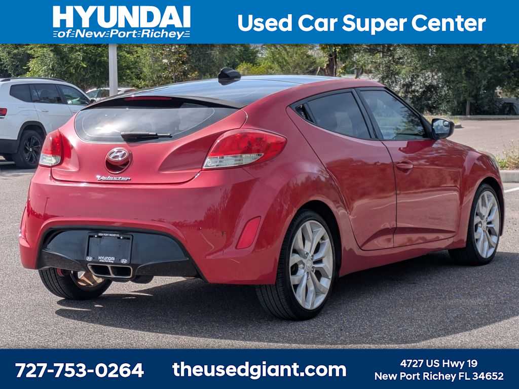 Thumbnail: 2012 Hyundai Veloster - 5