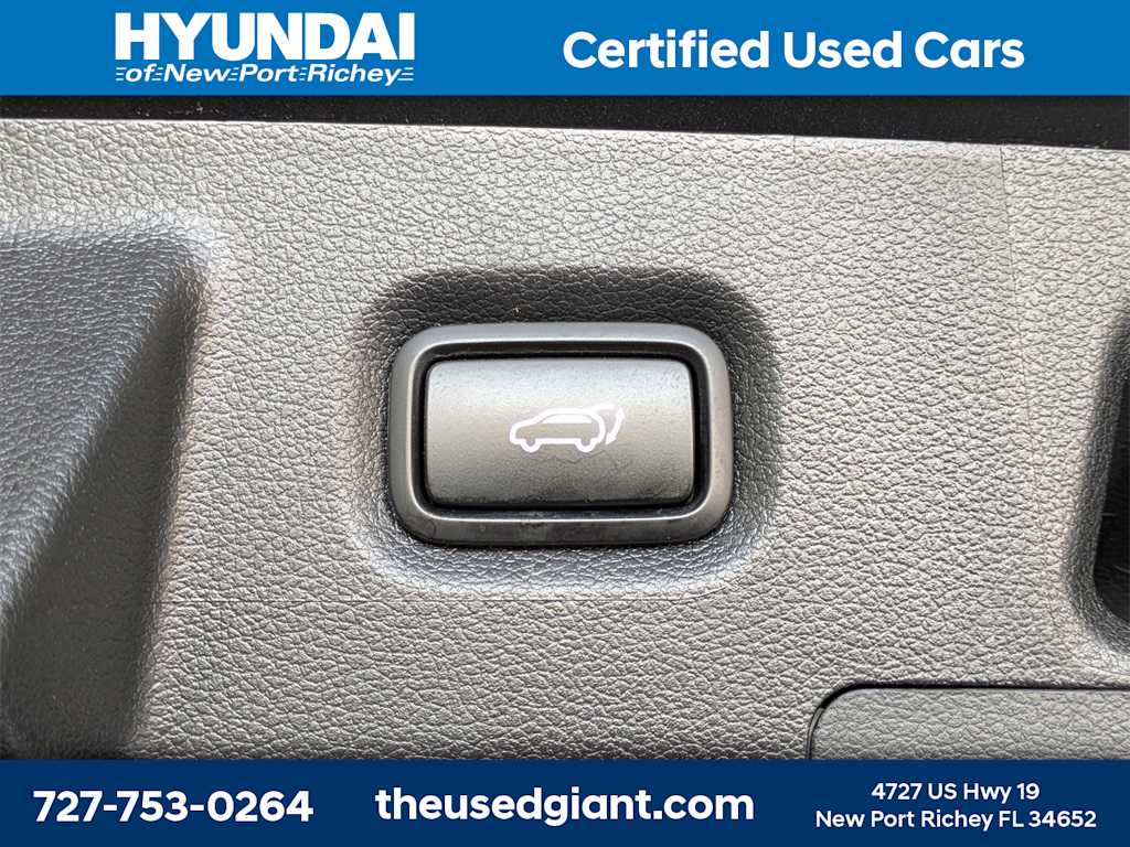 Thumbnail: 2023 Hyundai Santa Fe - 13