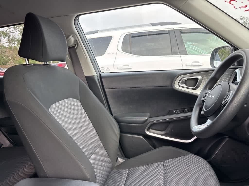 Thumbnail: 2022 Kia Soul - 7