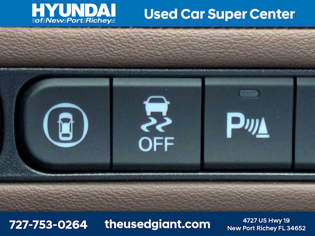 Thumbnail: 2025 Acura MDX - 38