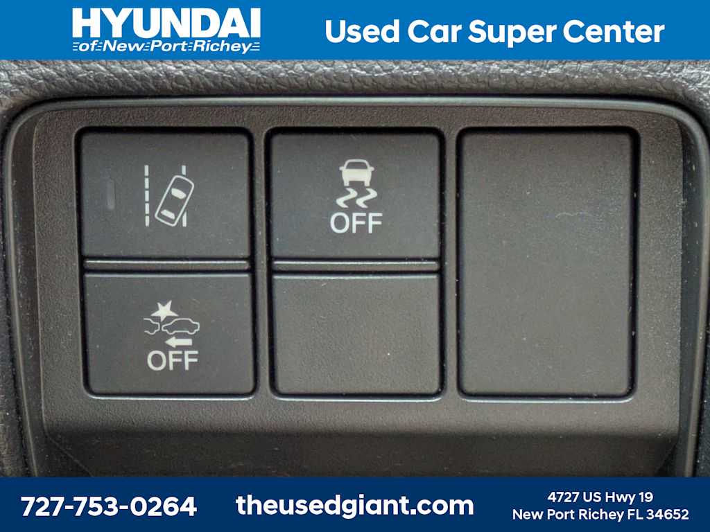 Thumbnail: 2017 Honda CR-V - 28