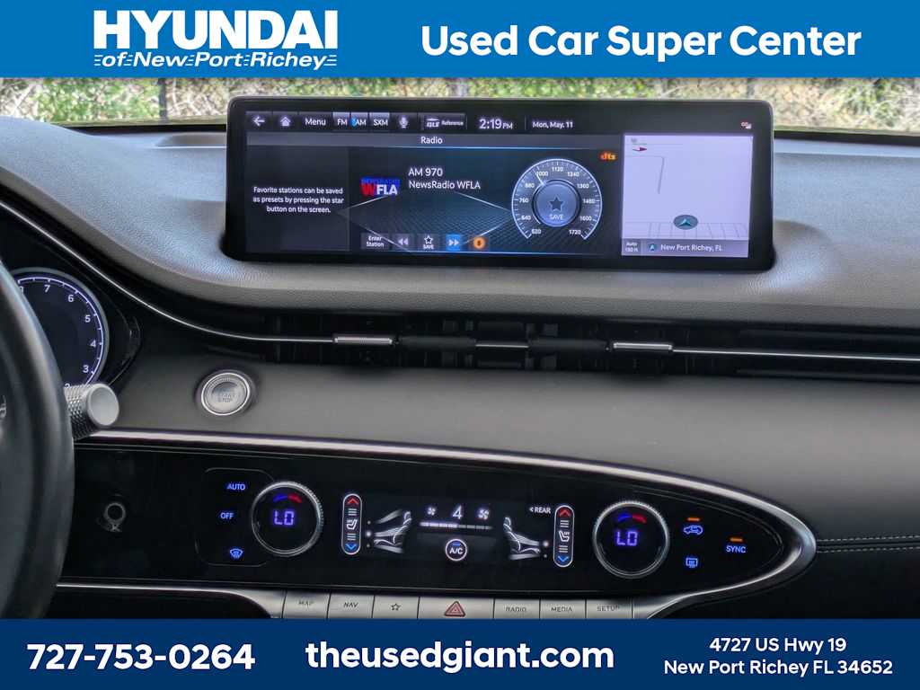 Thumbnail: 2022 Genesis GV70 - 23