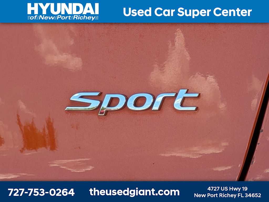 Thumbnail: 2016 Hyundai Santa Fe - 13