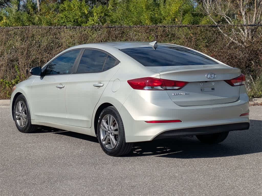 Thumbnail: 2017 Hyundai Elantra - 3