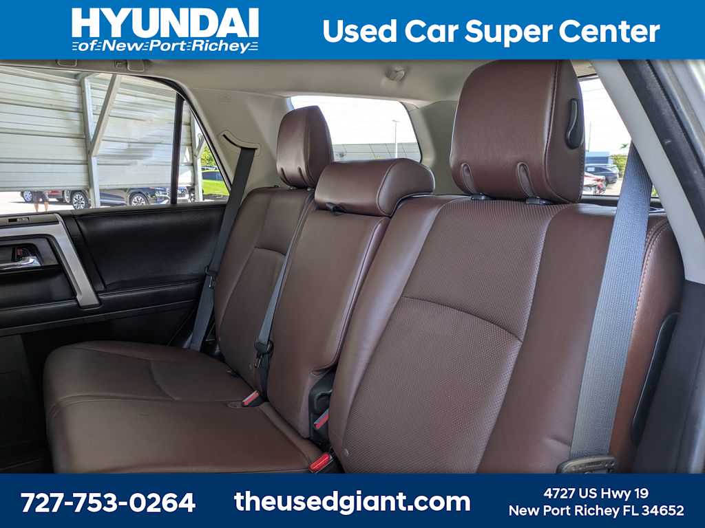 Thumbnail: 2018 Toyota 4Runner - 14