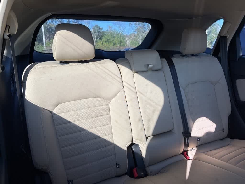 Thumbnail: 2018 Ford Edge - 9