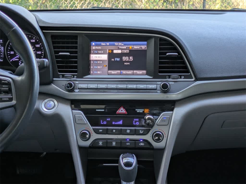 Thumbnail: 2018 Hyundai Elantra - 17