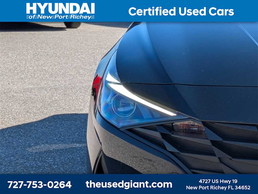 Thumbnail: 2021 Hyundai Elantra - 9