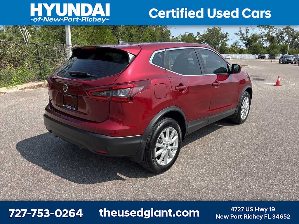 2021 Nissan Rogue Sport S 5