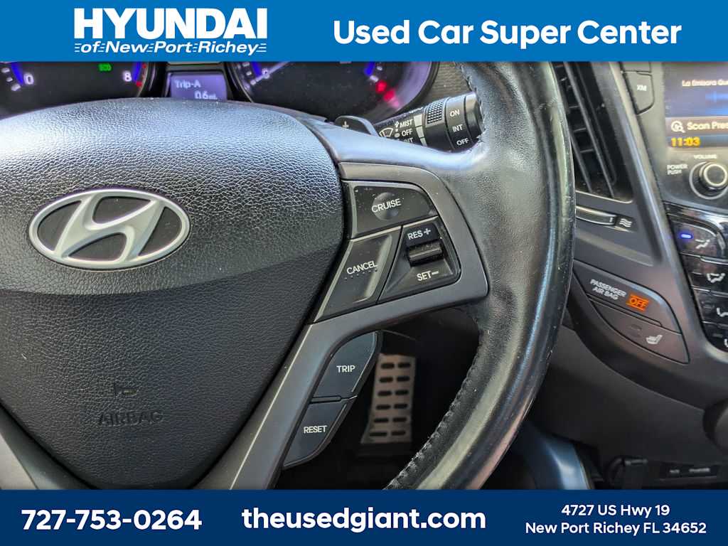 Thumbnail: 2013 Hyundai Veloster - 30