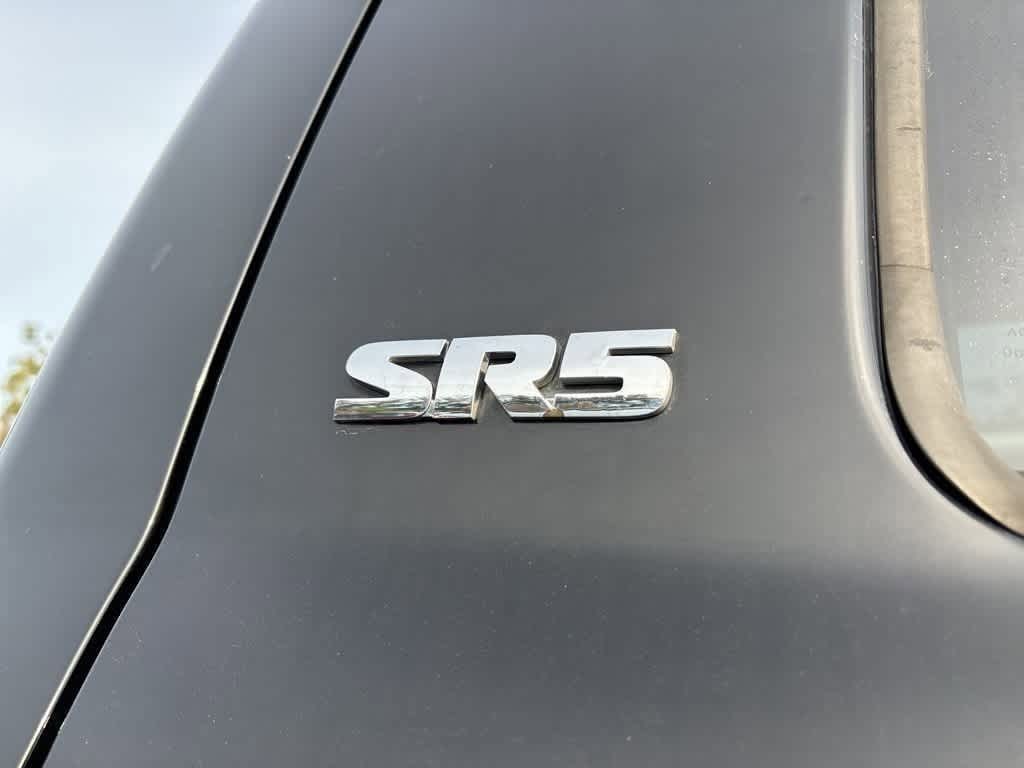 Thumbnail: 2011 Toyota Tundra - 5