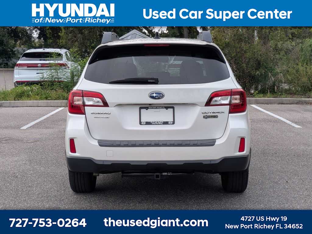 Thumbnail: 2016 Subaru Outback - 4