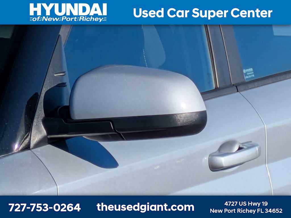 Thumbnail: 2023 Hyundai Venue - 11