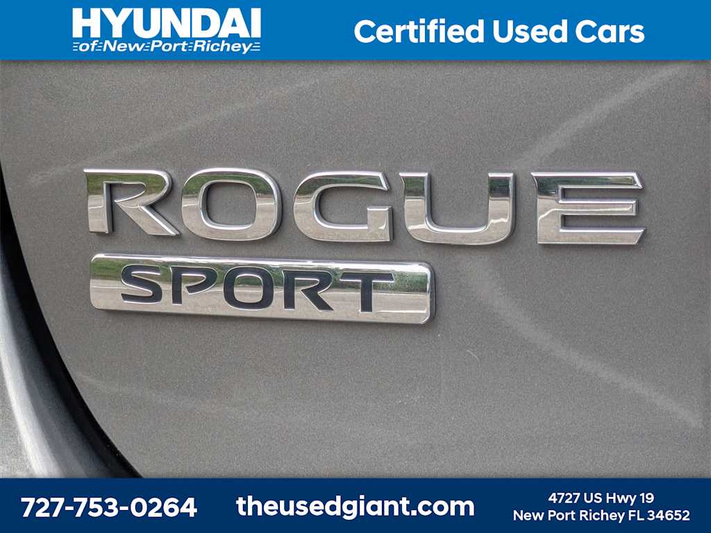 Thumbnail: 2018 Nissan Rogue Sport - 14
