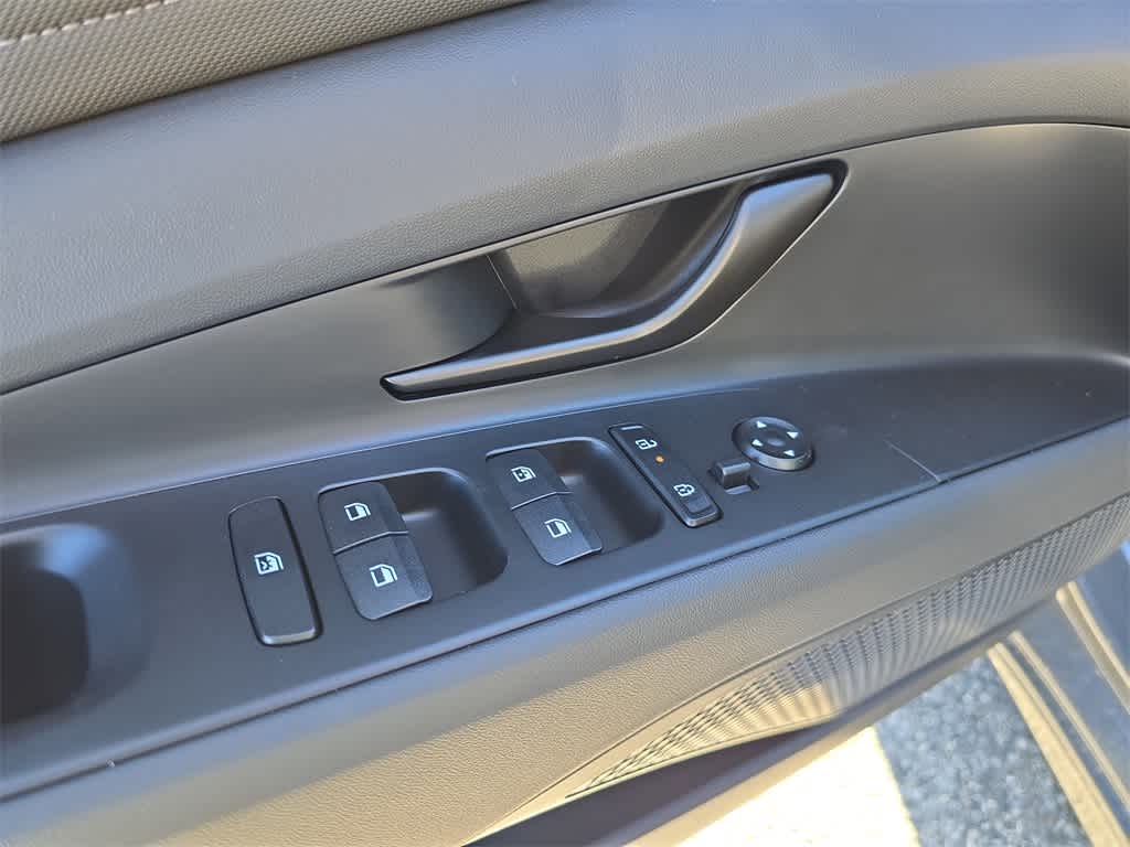 Thumbnail: 2026 Hyundai Elantra - 17