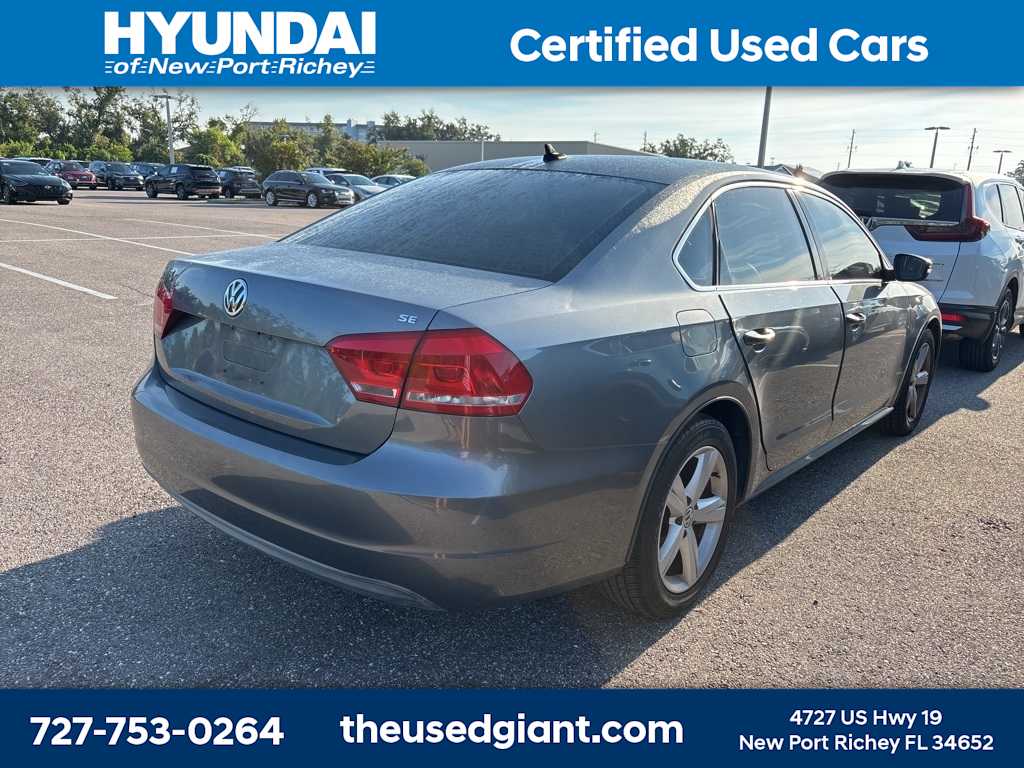 Thumbnail: 2013 Volkswagen Passat - 3