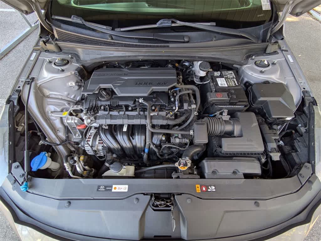 Thumbnail: 2021 Hyundai Elantra - 12