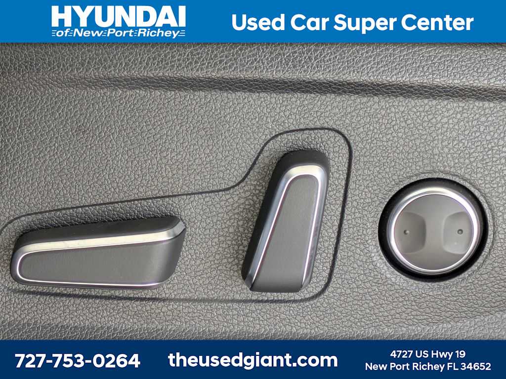 Thumbnail: 2024 Hyundai Palisade - 26