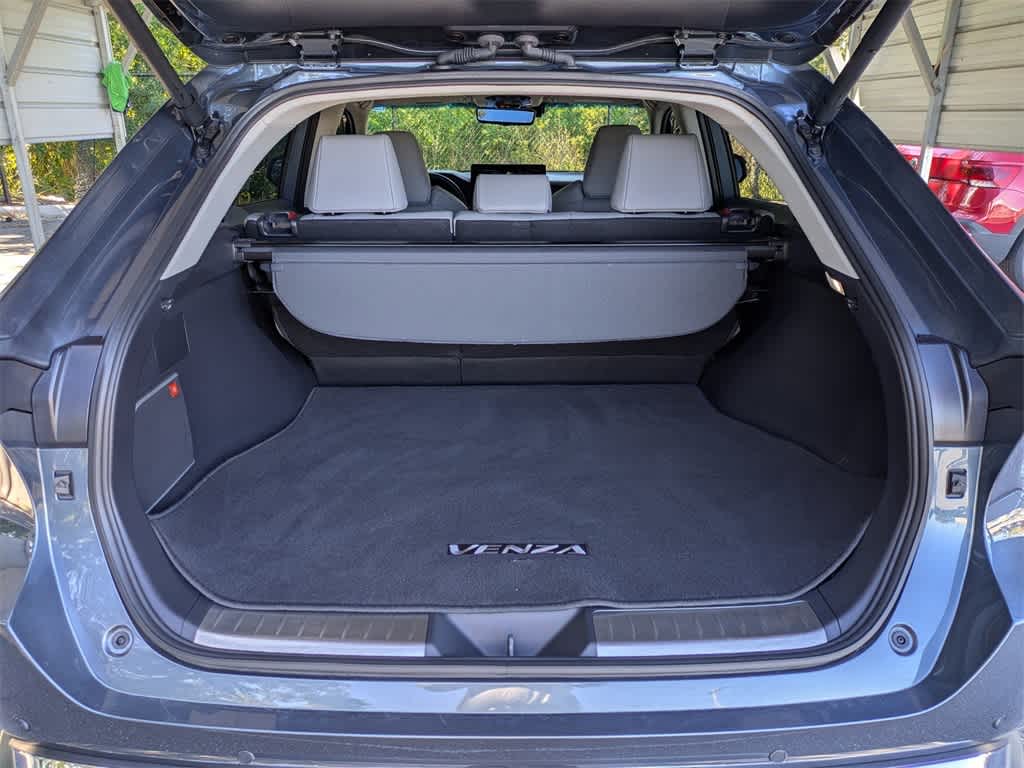 Thumbnail: 2024 Toyota Venza - 12