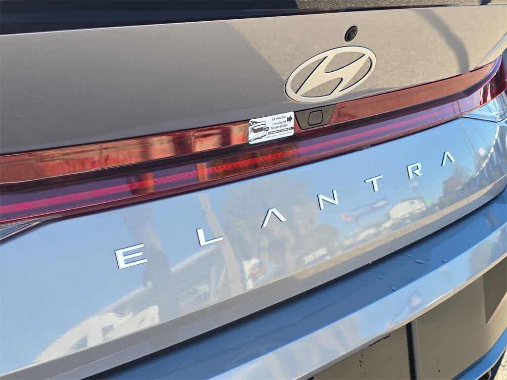 Thumbnail: 2026 Hyundai Elantra - 11