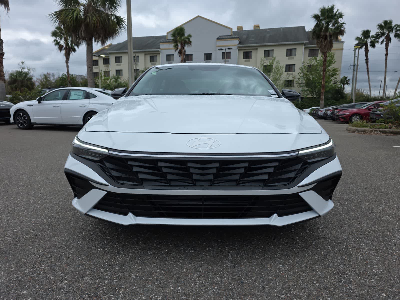 Thumbnail: 2025 Hyundai Elantra - 9